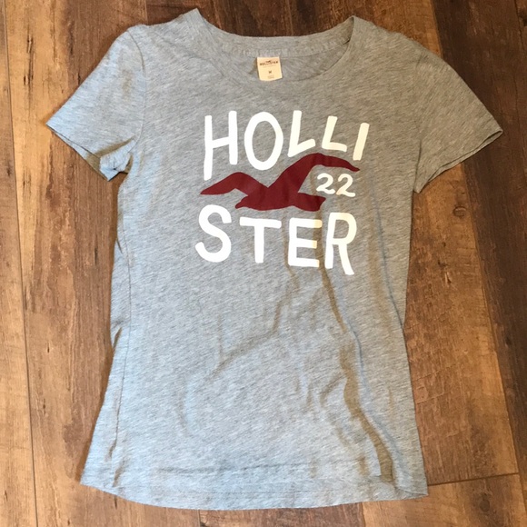 Hollister Tops - Hollister graphic t-shirt Hollister Tops - Hollister graphic t-shirt